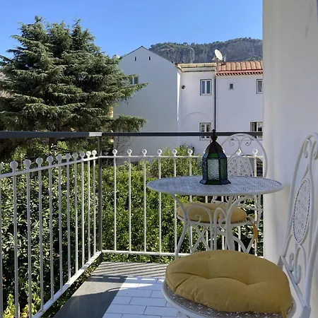 Massa Apartment